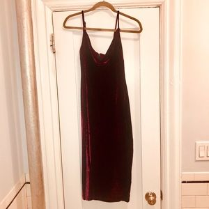 Reformation dark red velvet dress size S as new